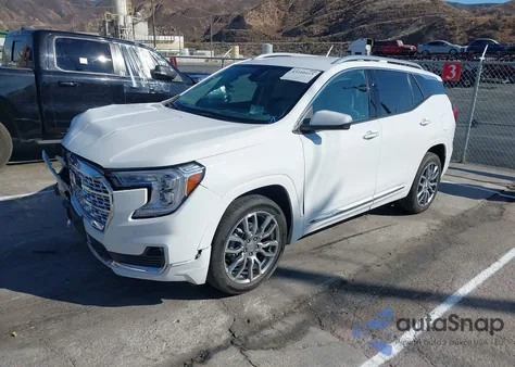 2022 GMC Terrain Awd Denali z USA, uszkodzony, nr VIN 3GKALXEV4NL309655